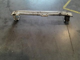 bontott TOYOTA AYGO Első Lökhárító Merevítő (Fém)