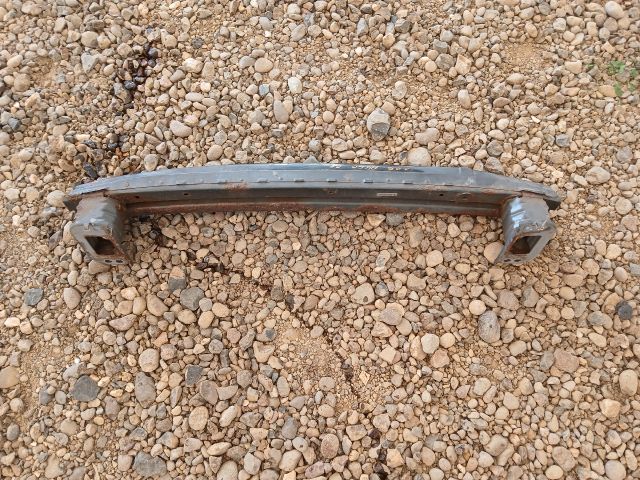 bontott TOYOTA AYGO Első Lökhárító Merevítő (Fém)