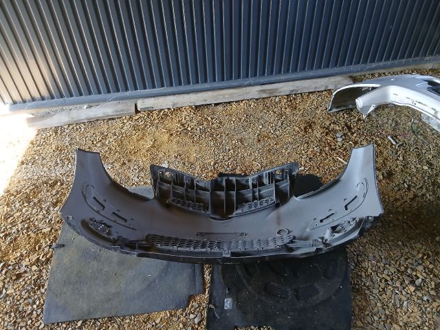 bontott TOYOTA AYGO Első Lökhárító (Részeivel)