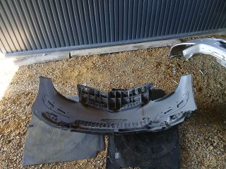 bontott TOYOTA AYGO Első Lökhárító (Részeivel)