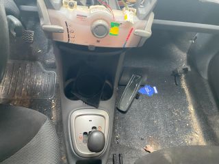 bontott TOYOTA AYGO Első Lökhárító (Részeivel)