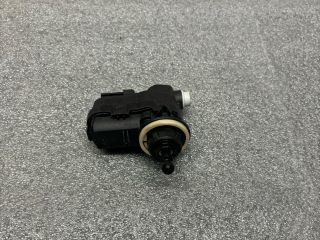 bontott TOYOTA AYGO Fényszórómagasság Állító Motor (Pozíciófüggetlen)