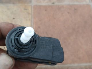 bontott TOYOTA AYGO Fényszórómagasság Állító Motor (Pozíciófüggetlen)