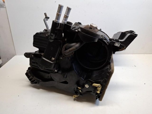 bontott TOYOTA AYGO Fűtés Box