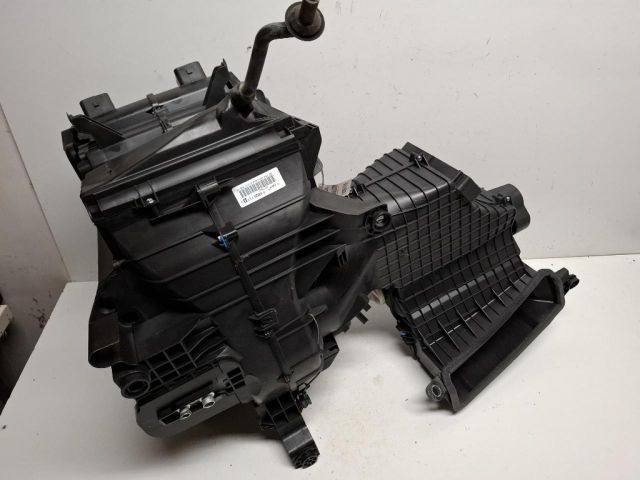 bontott TOYOTA AYGO Fűtés Box