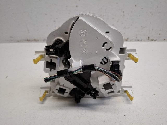 bontott TOYOTA AYGO Fűtéskapcsoló