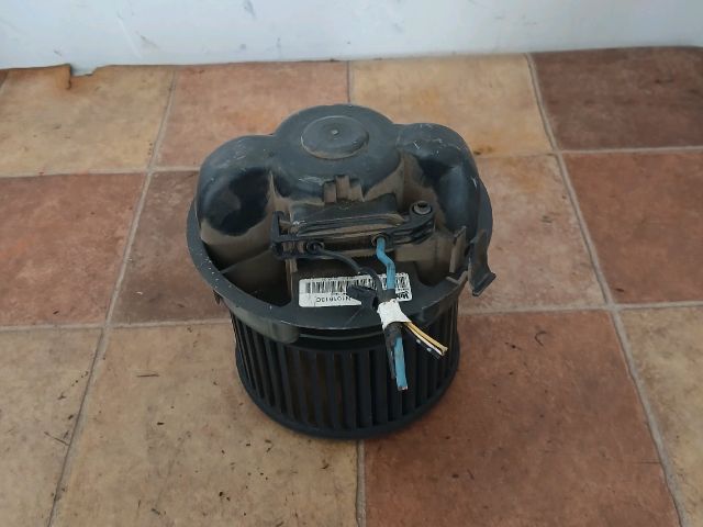 bontott TOYOTA AYGO Fűtőmotor (Nem klímás)