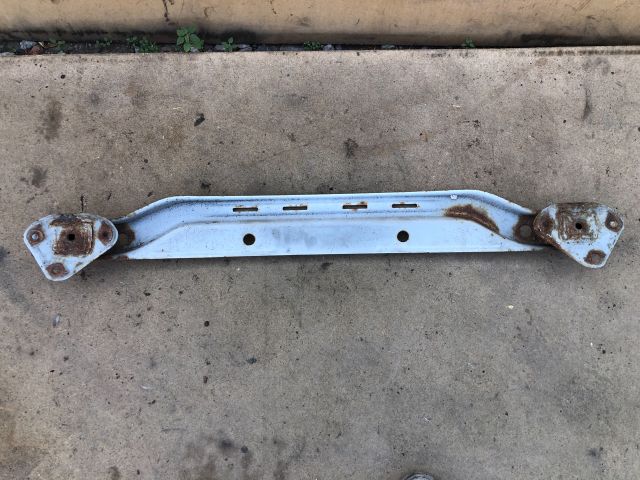 bontott TOYOTA AYGO Hátsó Lökhárító Merevítő (Fém)