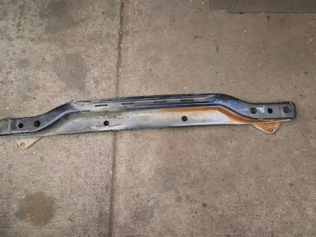 bontott TOYOTA AYGO Hátsó Lökhárító Merevítő (Fém)