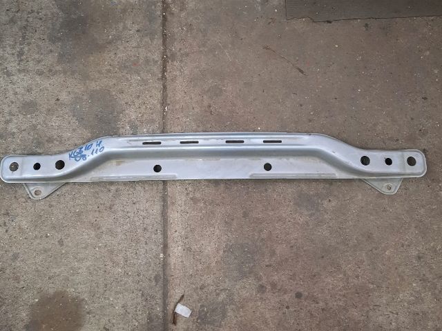 bontott TOYOTA AYGO Hátsó Lökhárító Merevítő (Fém)