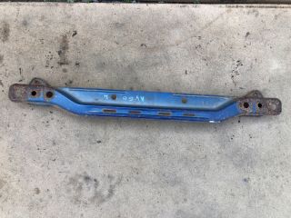 bontott TOYOTA AYGO Hátsó Lökhárító Merevítő (Fém)