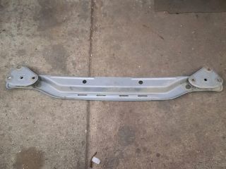 bontott TOYOTA AYGO Hátsó Lökhárító Merevítő (Fém)