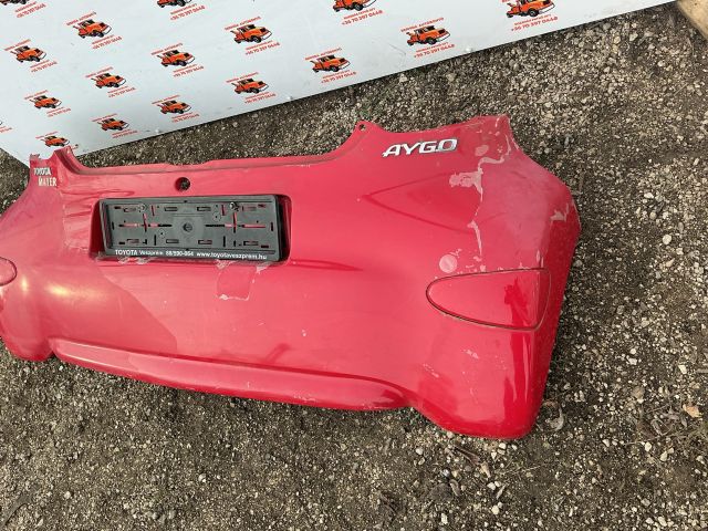 bontott TOYOTA AYGO Hátsó Lökhárító (Részeivel)