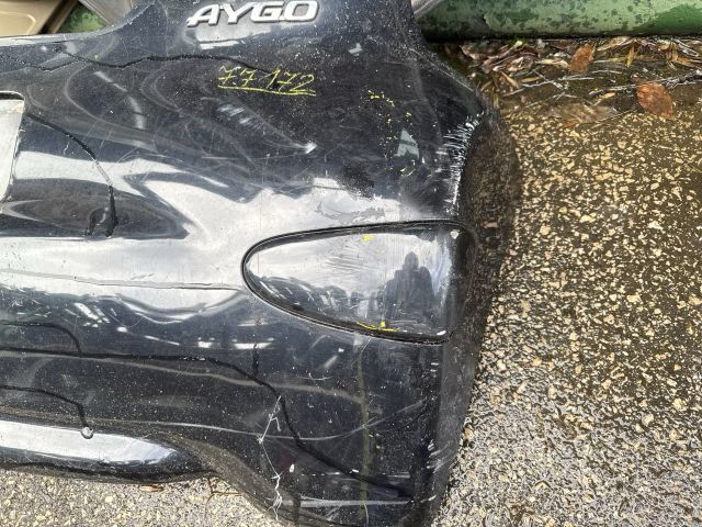bontott TOYOTA AYGO Hátsó Lökhárító (Üresen)