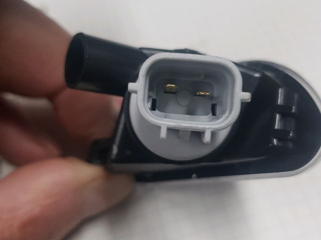 bontott TOYOTA AYGO Hátsó Rendszámtábla Világítás