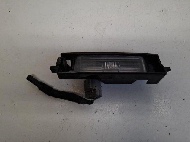 bontott TOYOTA AYGO Hátsó Rendszámtábla Világítás