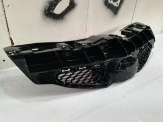 bontott TOYOTA AYGO Hűtőrács