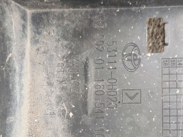 bontott TOYOTA AYGO Hűtőrács