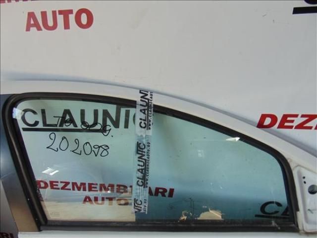 bontott TOYOTA AYGO Jobb első Ablak