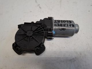 bontott TOYOTA AYGO Jobb első Ablakemelő Motor