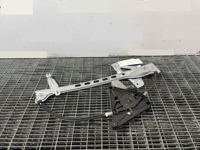 bontott TOYOTA AYGO Jobb első Ablakemelő Szerkezet (Elektromos)