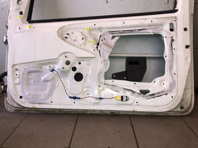 bontott TOYOTA AYGO Jobb első Ajtó (Üres lemez)