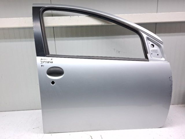 bontott TOYOTA AYGO Jobb első Ajtó (Üres lemez)
