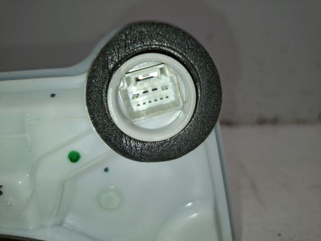 bontott TOYOTA AYGO Jobb első Ajtózár