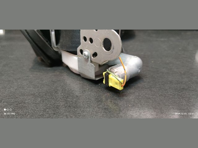 bontott TOYOTA AYGO Jobb első Biztonsági Öv