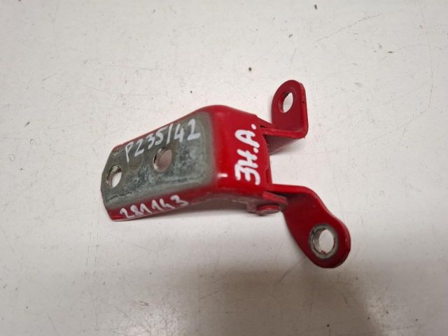 bontott TOYOTA AYGO Jobb hátsó Alsó Zsanér