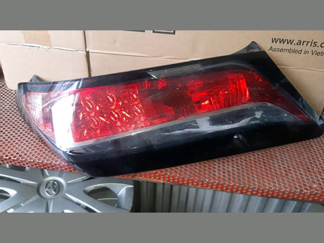 bontott TOYOTA AYGO Jobb Hátsó Lámpa