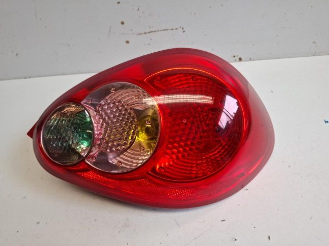 bontott TOYOTA AYGO Jobb Hátsó Lámpa