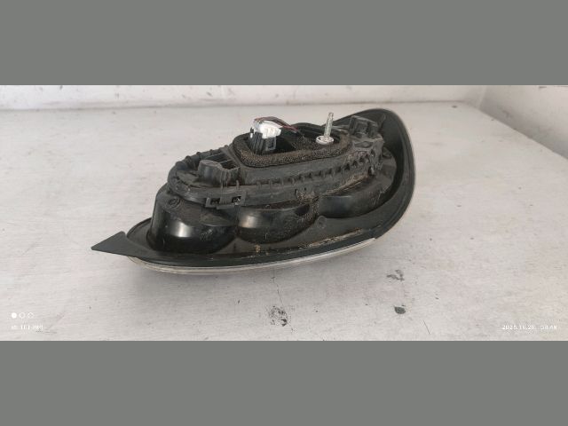 bontott TOYOTA AYGO Jobb Hátsó Lámpa