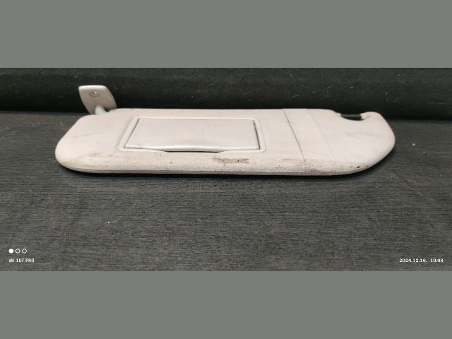 bontott TOYOTA AYGO Jobb Napellenző