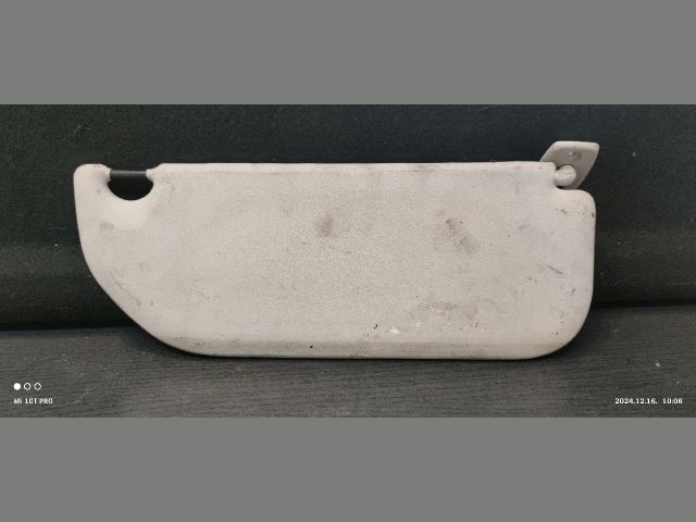 bontott TOYOTA AYGO Jobb Napellenző