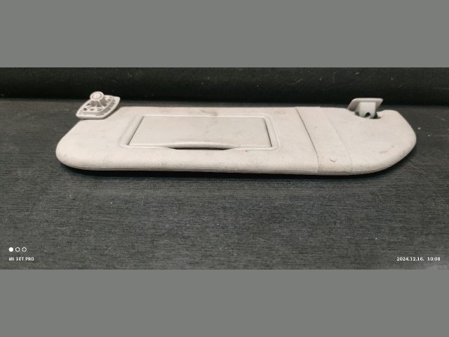 bontott TOYOTA AYGO Jobb Napellenző