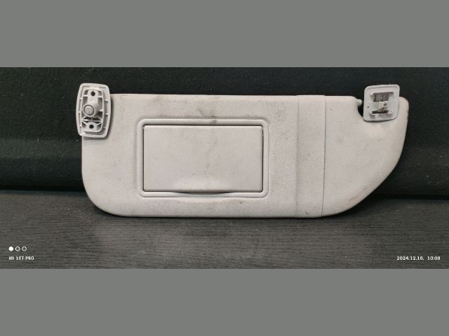 bontott TOYOTA AYGO Jobb Napellenző