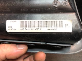 bontott TOYOTA AYGO Jobb Oldallégzsák