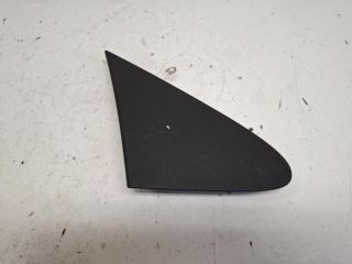 bontott TOYOTA AYGO Jobb Visszapillantó Tükör Előtti Burkolat