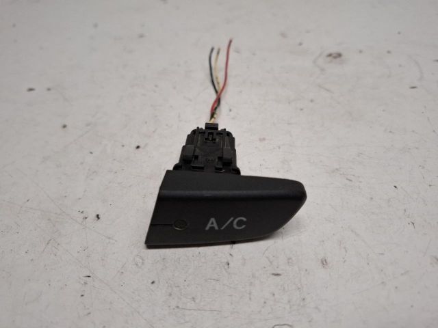 bontott TOYOTA AYGO Klíma Kapcsoló