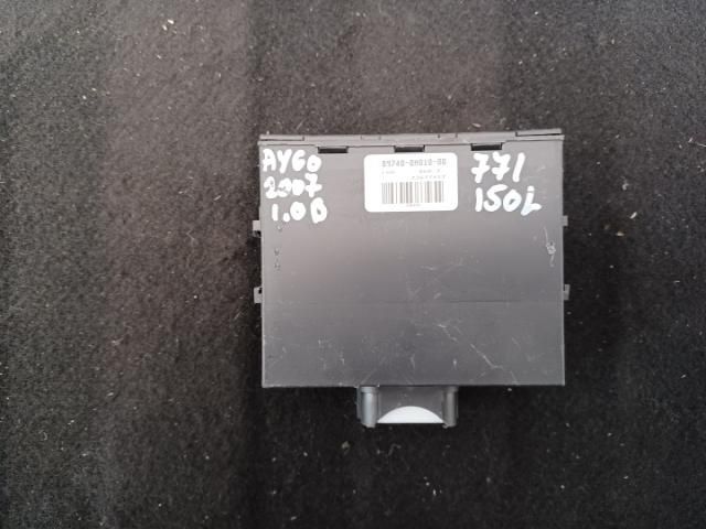 bontott TOYOTA AYGO Komfort Elektronika