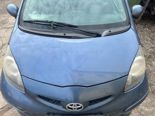 bontott TOYOTA AYGO Komfort Elektronika