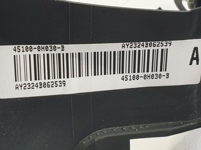 bontott TOYOTA AYGO Kormány