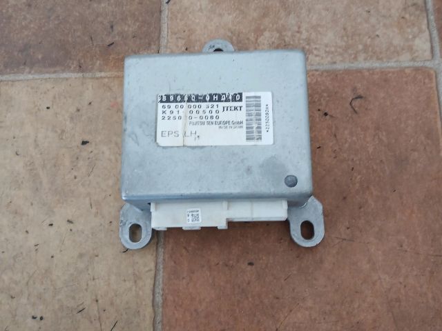 bontott TOYOTA AYGO Kormánymű Elektronika