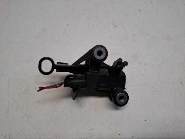 bontott TOYOTA AYGO Központizár Motor Csomagtérajtó