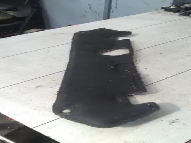 bontott TOYOTA AYGO Motorháztető Szigetelés