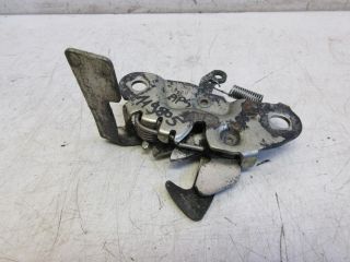 bontott TOYOTA AYGO Motorháztető Zárszerkezet