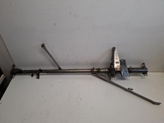 bontott TOYOTA AYGO Műszerfal Tartó Vas