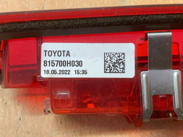 bontott TOYOTA AYGO Pótféklámpa