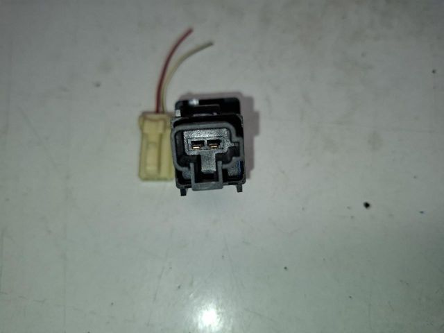 bontott TOYOTA AYGO TPMS Kapcsoló